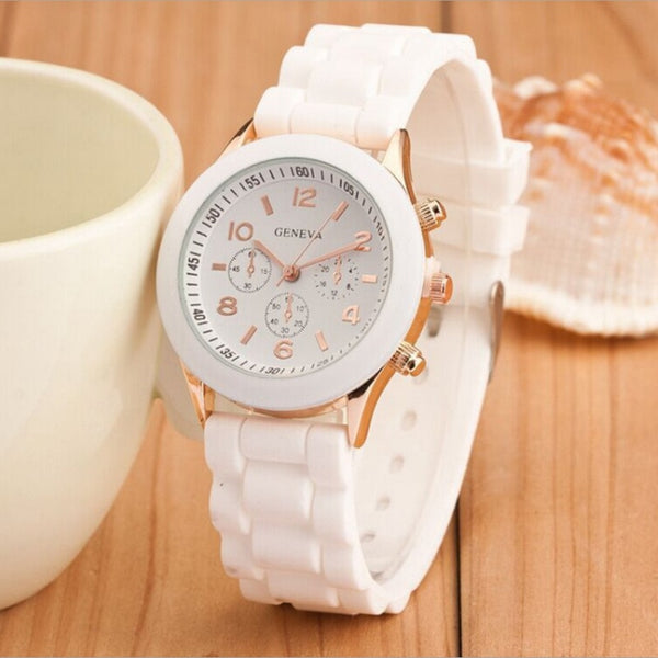 Laura's Lässige Leichtigkeit: Damen Armbanduhren Modische Weiße Silikon Quarzuhr Kleideruhr Geschenke für Mädchen Relogio Feminino